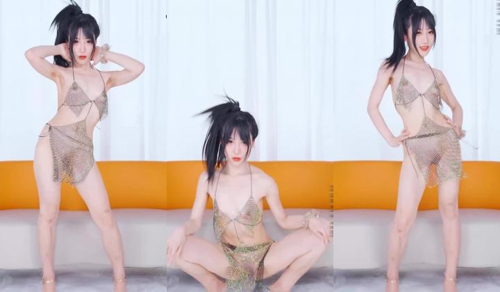【艺舞吧】超高颜值性感『双胞胎姐妹』相互脱衣性感裸舞激情热吻感受双倍快乐
