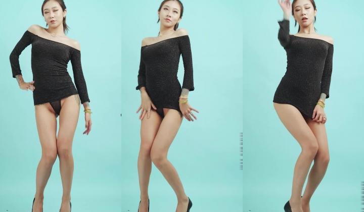 艺舞吧，高颜刺青女神【乐乐】大尺度定制，露三点性感透视裸舞