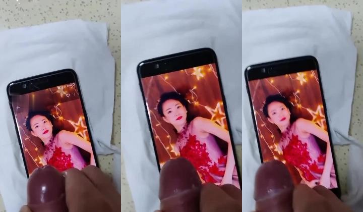 某三甲医院极品反差婊护士吴新园遭绿帽老公泄密流出最爱吃大屌医院取精JK制服啪啪内射