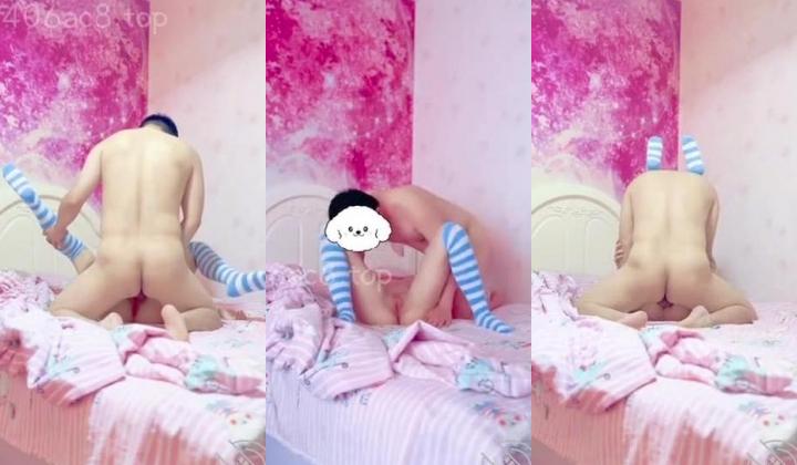 小女儿周末在家睡懒觉被我强制开机干到叫爸爸求饶
