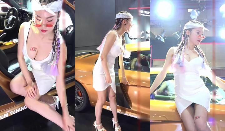 广州车展色色的摄影师各种角度 捕捉身材火爆的美女模特各种不经意间的走光