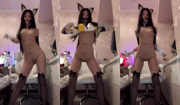 露脸小女神！推特清纯可爱风小嫩妹mimi私拍VIP福利无毛一线天超级粉嫩裸舞紫薇极限反差完整版