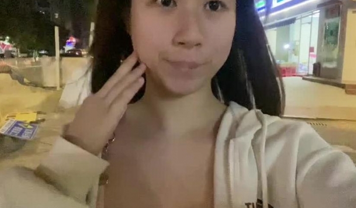 【母狗欢欢（mugohuanhuan）】合集，户外露出，群P，母狗调教