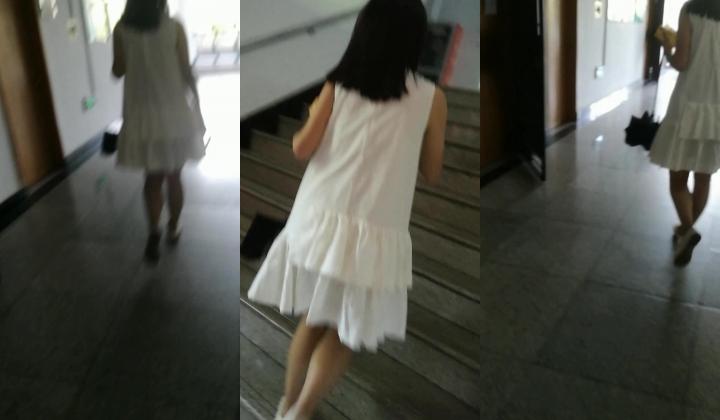 【精品抄底】校园内偷拍学妹小姐姐裙底系列 一股青春气息