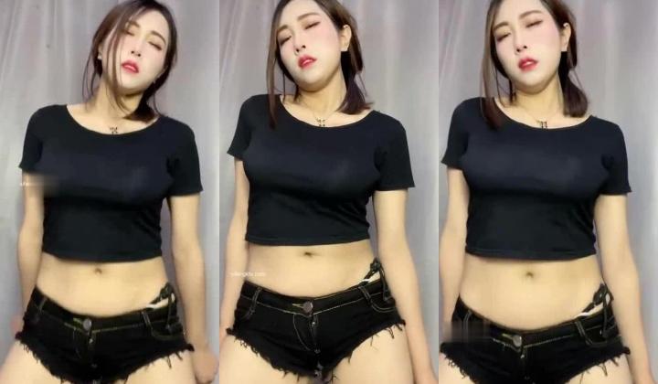 快手颜值御姐【阿燕(貂蝉姐姐)】激情裸舞，大尺度自慰，大胆掰逼