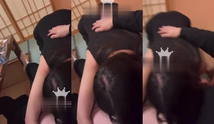 母狗调教师【泽塔控】滴蜡封逼 双洞跳蛋 两只母狗 双倍快乐！惩罚完狠狠的艹一顿 直接拽到床角 扯