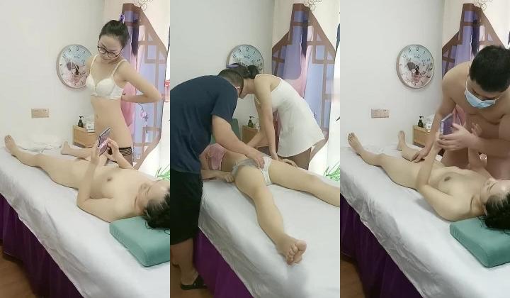 中医养生馆爱装纯的骚女人被小哥忽悠玩起了双飞，口交大鸡巴揉奶抠逼，各种高难度姿势配合小哥抽插高潮