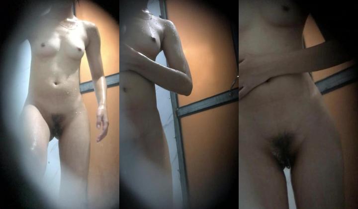 【出租屋浴室偷拍】超清画质现场破洞偷拍多位身材不错小姐姐 洞中窥逼 精彩值得收藏