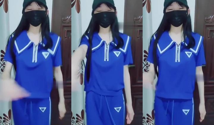 出道即巅峰新人露脸推特顶B王，人瘦奶大小魔女【蒂米】定制私拍，裸舞顶胯，道具紫薇无套啪啪内射
