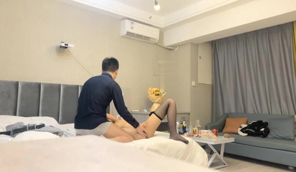 偷拍新人学妹 ️【反差同学】任由男主调教~脱衣~扣逼~跳蛋~美呆了~爽死了 ️超刺激精彩！