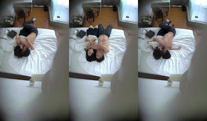 上帝视角真实记录情侣PK偸情~各种反差小贱人中年熟女开房滚床单~刚射完歇一小会又搞起来