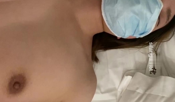 迷奸单位刚离婚的少妇，第二弹 捆绑 翻眼 玩尿道 后入爽歪歪29V 100P，后入的时候有点醒