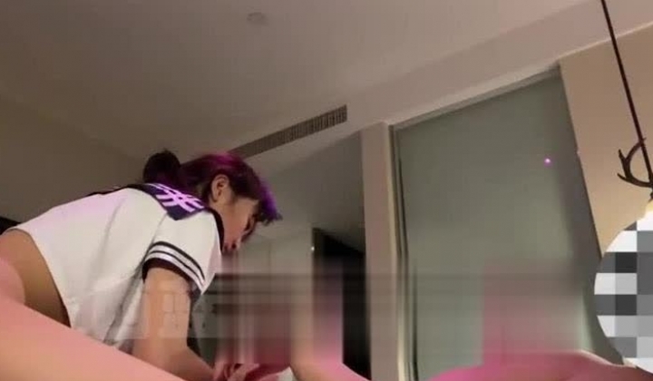 露脸才是王道！推特优质富豪约炮大佬【红烧西蓝花】粉丝群内福利~玩肏各类一字马外围模特