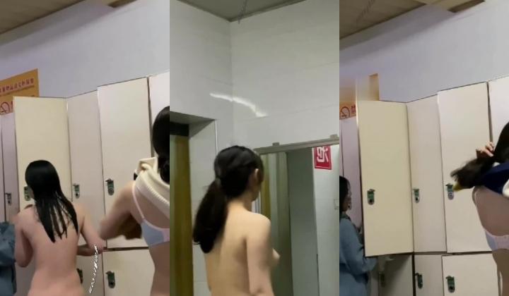 最新流出《坑闺蜜》系列15高颜值好身材白领妹子的日常大学澡堂多个极品学妹被拍