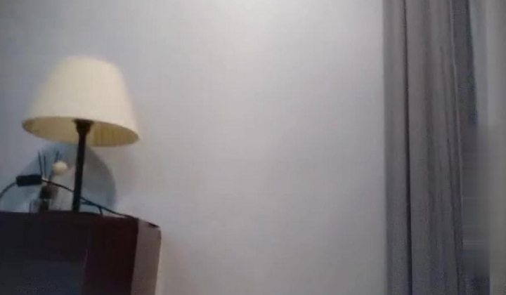 偷拍扫街达人，一大早就临幸街头各种小少妇，烟火气十足，激情释放欲望