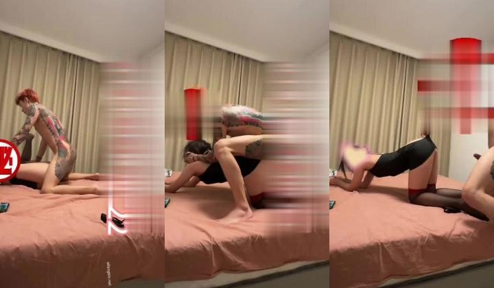 【重磅核弹】大神 轩轩 最新福利，3P超高颜值露脸骚母狗