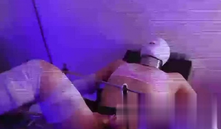 极品超强医生女S【北京神罚大人】长视频福利，极限调教责罚狗奴，寸止榨精，各种花活儿