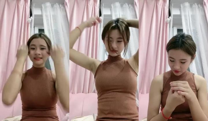 【调教少女】，好漂亮的这俩姐妹花，颜值都挺清秀，同学兼闺蜜