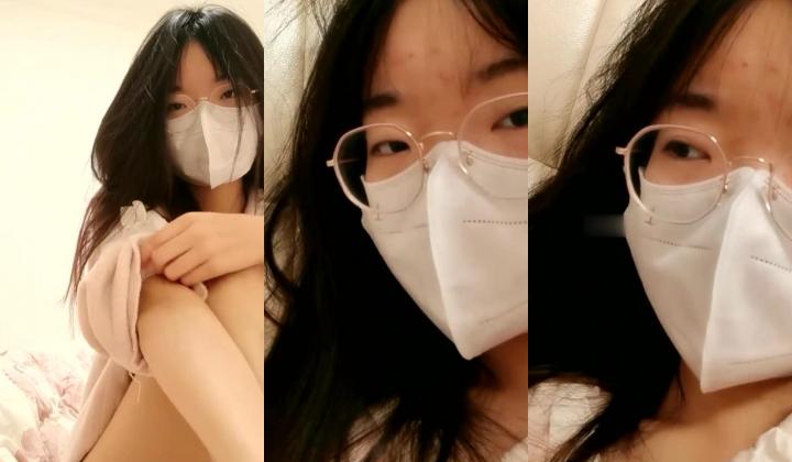 新人~正宗学生妹【清纯少女可可酱】极品美乳~，露脸一看是真年轻，清纯外表，掩盖不住好身材，小骚逼