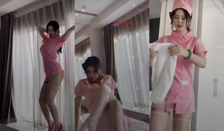 《顶级模特 私拍泄密》超极品网红尤物果哥御用女模【颜瑜yuki】电报群大尺度私拍全集 果哥定制2