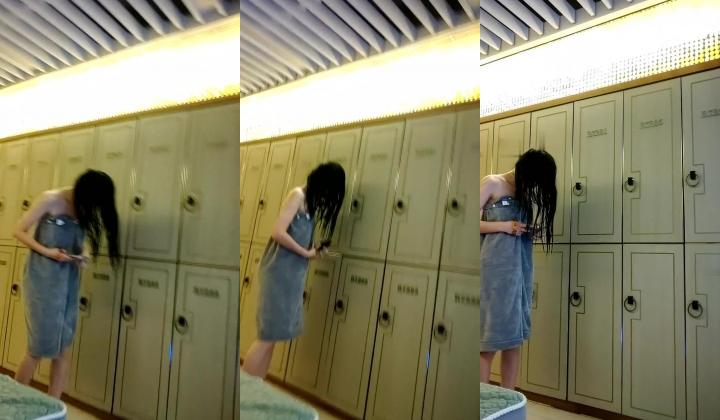 大众澡堂子更衣间偷窥多位白白嫩嫩的少妇脱光光/大众澡堂子更衣间偷窥