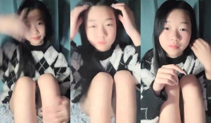 【女仆呀】超级粉嫩~狂射中~！ ！多场啪啪，奶头超小超粉嫩，狂射中~！