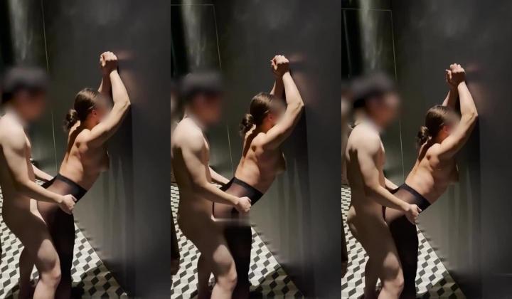 巨乳撸铁健身女神【本当夫妇】淫荡私拍199部完结~超大阴蒂开肛潮喷3P绿帽