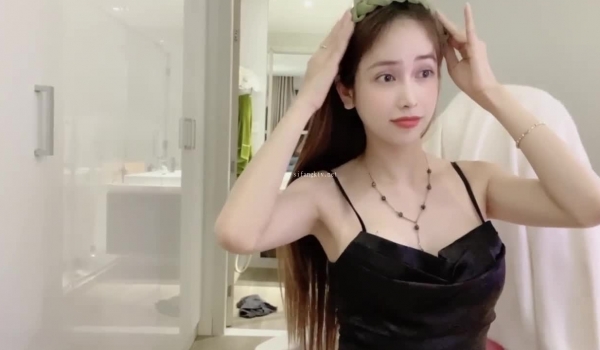 万人求的女神尺度大升级~【ANNA102】超级大秀直播开始~这姐姐真可人
