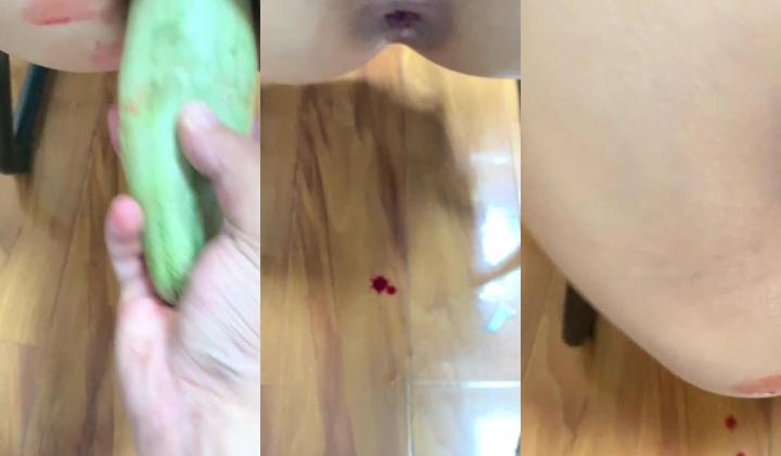 《字母圈顶级大神 ️极限调教阴环骚母狗》震撼全网露脸反差婊体验各种虐阴虐肛，玩法花样多，吃屎喝尿