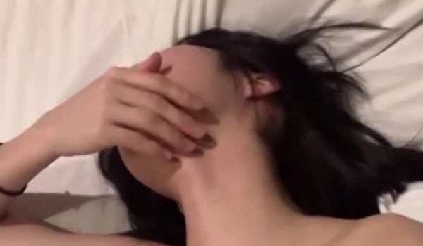 韩国00后美女教师 高潮体质爱喷水全身痉挛颤抖