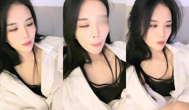 御姐下海！我靠！超漂亮【小美一线天】，气质大美女，一根棒子把自己玩得湿漉漉