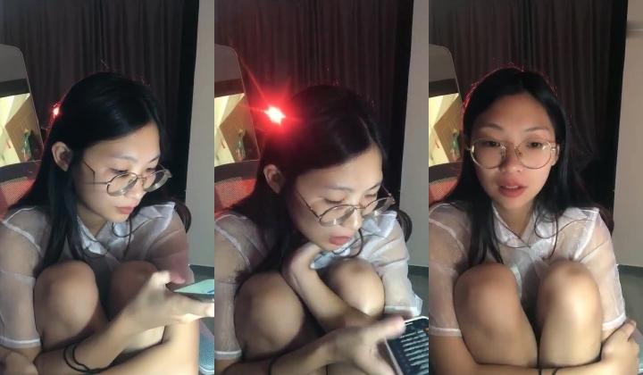 2000一小时，【私房拍摄写真---跳跳蛇】，摄影师相约酒店拍摄，极品眼镜妹反差婊，舞蹈专业学生