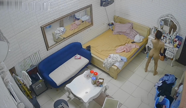 黑客破解网络摄像头偷拍 女子宿舍 之最美三姐妹