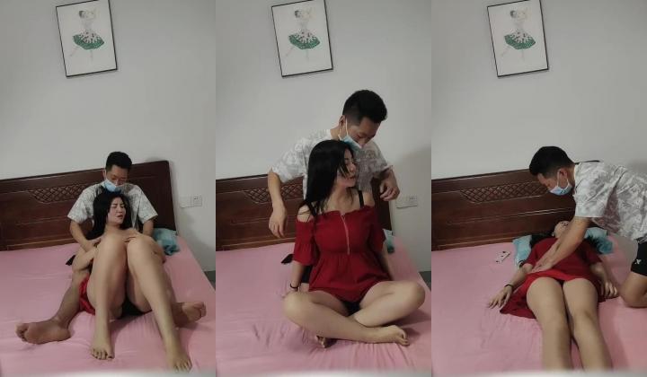SPA养生会所推油大叔上门服务给红裙饥渴少妇推油按摩挑逗她全套啪啪性服务