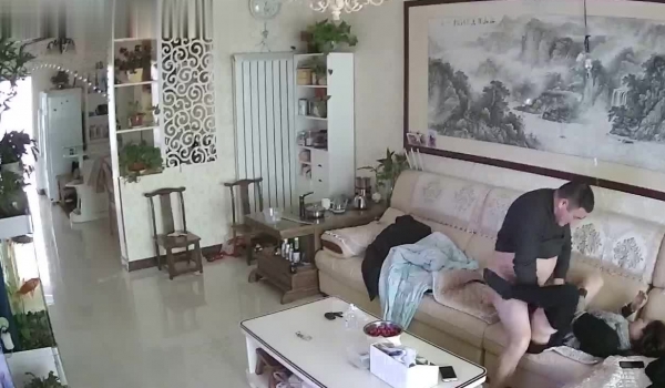 破解摄像头偷窥几组高颜值美女家里脱去衣物状态 有啪啪的、换衣的、洗澡的、很有看点