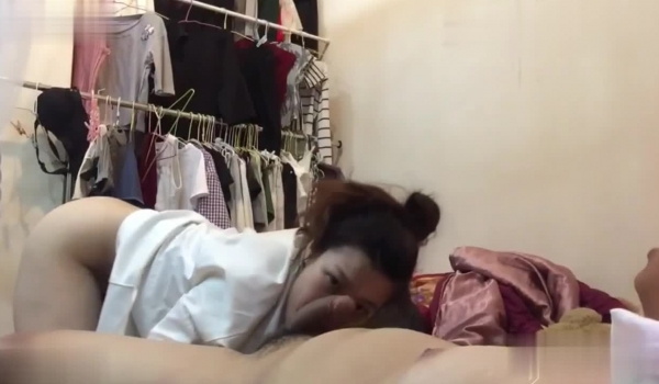 湖北少妇萱萱出轨邻居被爆 房口技超强表情很销魂 “你老公被我绿到家了！”