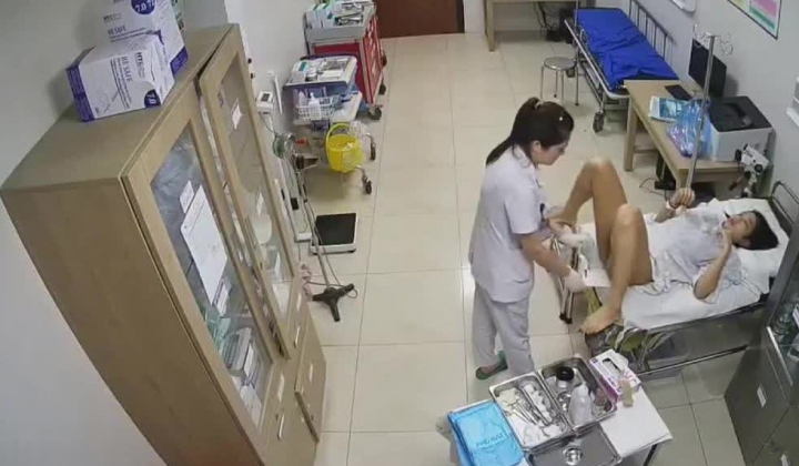 妇产科监控破解 偷窥几位来给阴道做检查的少妇