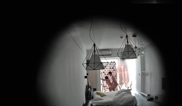 【360】私享台 最劲爆的情侣你忘不了的极品女神,00后超级美女、性感美腿,偷窥的佳作，良家性爱！！