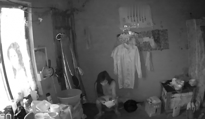 【破解摄像头】韩G居家摄像头破解 良家女人们在没有防备状态下各种喷血画面合集