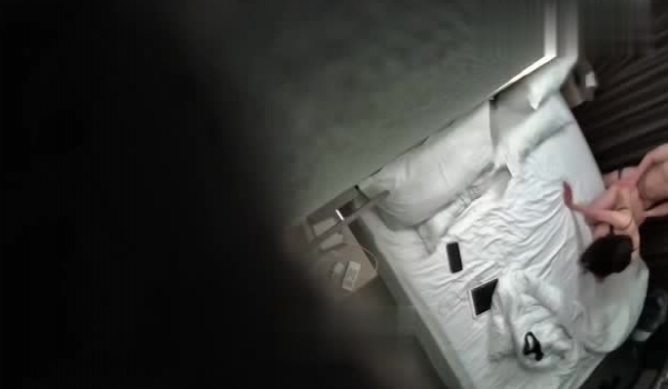 Hotel偷拍系列  让我操你一回 大巴掌抽她