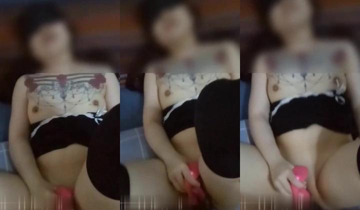 阴环阴钉满背纹！推特极品反差小妹【僵尸玩偶】牛逼私拍~顶级SM性虐露出啪啪塔尖骚母狗