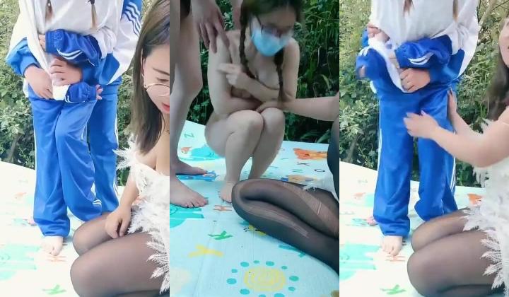 高中老师带领两个校服学生去山顶啪啪，一个处男，一个处女，互相破处流血