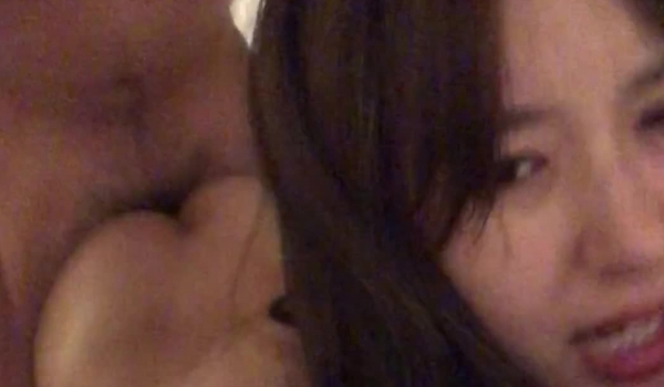 《台湾情侣泄密》 ️新闻传媒大学超高颜值美女私密被曝光