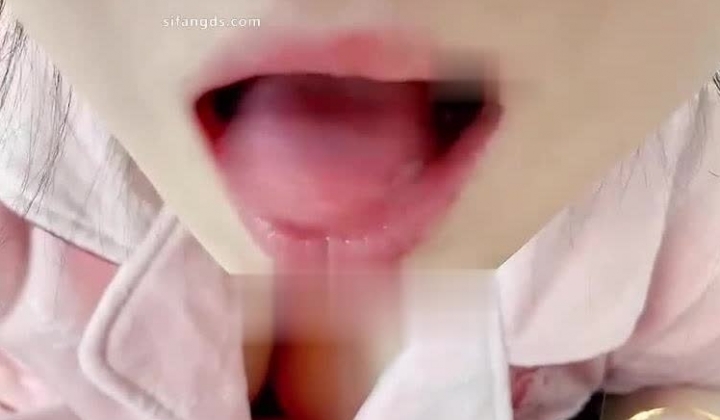 顶级淫妻博主【小熊爸爸】调教哺乳期老婆 上面喂奶下面被老公干，淫水奶水齐飞，相当刺激，哺乳期性欲更加旺盛了