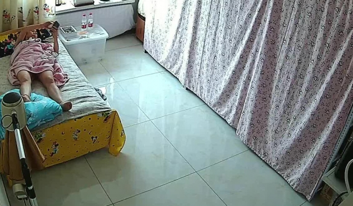 家庭摄像头录制，非常真实的夫妻啪啪日常