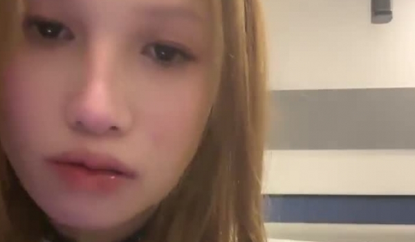 【蜜桃酱耶】美女终于约榜一大哥啪啪直播了，操翻了
