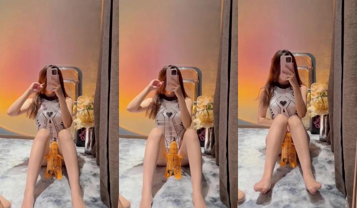 【腿控福利】新加坡OL反差闷骚女「林啾啾」OF私拍 丝袜高跟美腿自慰，衣帽间大尺度私拍