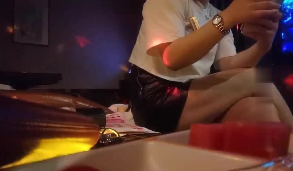 魔都搭讪达人 专业勾搭忽悠 【小冬瓜啊】勾搭过程，第二炮继续啪啪鸳鸯浴，足浴小少妇架不住金钱诱惑