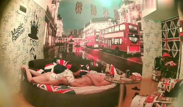 英伦主题正面近视角熟妇爱吃鸡