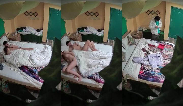 学校附近钟点房偷拍周六偷偷从宿舍熘出来穿校服的小情侣开房寻欢